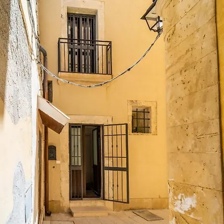 Appartamento Casa Borbonica Cozy In Ortigia Ground Floor *