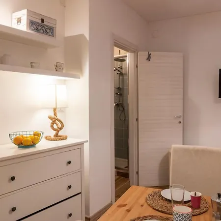 Guesthost - Casa Borbonica Cozy In Ortigia Ground Floor *